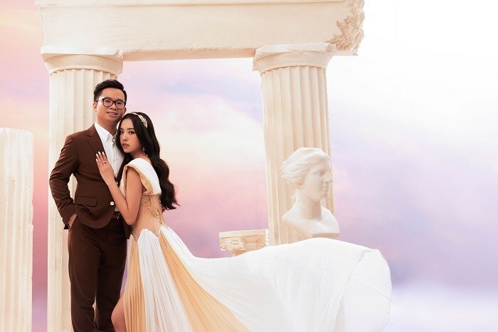 Đ&aacute;m cưới sẽ được tổ chức tại 2 nơi l&agrave; qu&ecirc; nh&agrave; Ki&ecirc;n Giang của n&agrave;ng hậu v&agrave; TP. HCM trong th&aacute;ng 1/2021