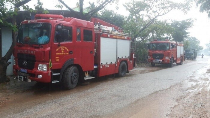 Sạt lở ở R&agrave;o Trăng 3 - 6