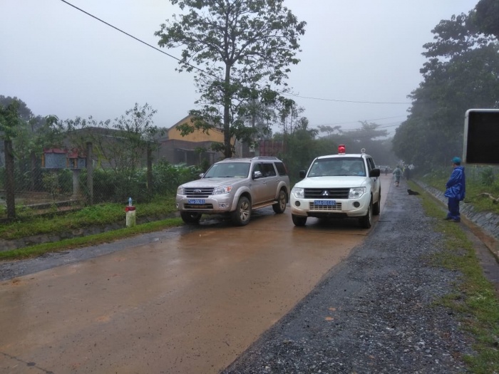 Đo&agrave;n xe cứu hộ Quảng Trị