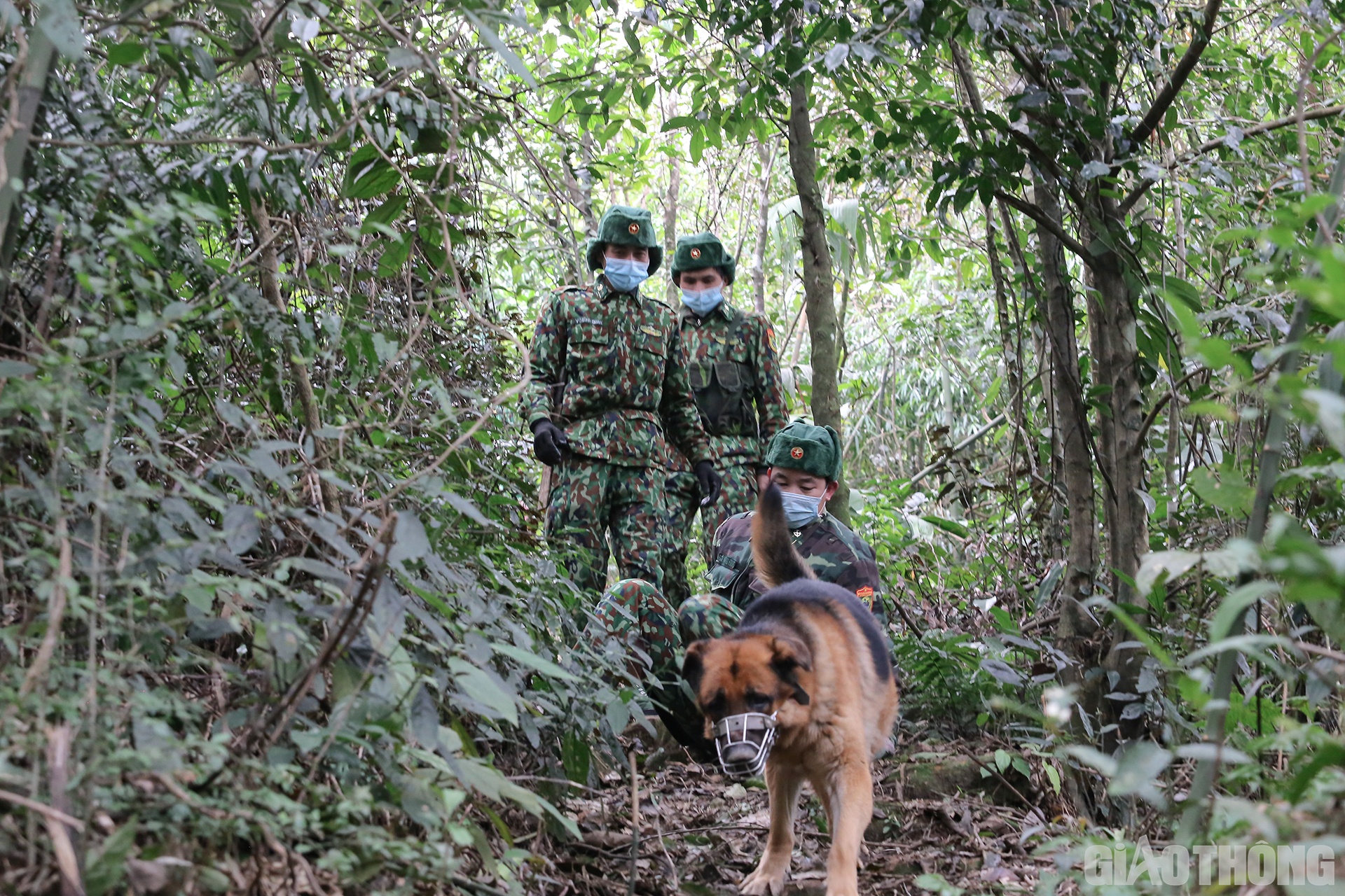 Chỉ cần một sơ sẩy, l&agrave; người l&iacute;nh cũng c&oacute; thể ng&atilde; bất cứ l&uacute;c n&agrave;o