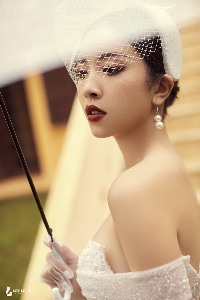 Sau lễ vu quy tại quê nhà Kiên Giang vào ngày 8/1 vừa qua, á hậu Thúy An sẽ tổ chức đám cưới tại TP.HCM vào ngày 23/1.