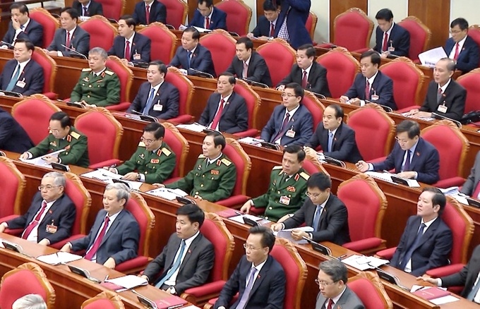 Trong danh s&aacute;ch 200 Ủy vi&ecirc;n Trung ương kh&oacute;a XIII, Qu&acirc;n đội c&oacute; 23 người (tăng 1 trường hợp so với kh&oacute;a XII), C&ocirc;ng an 6 người (tăng 1 trường hợp so với kh&oacute;a XII).