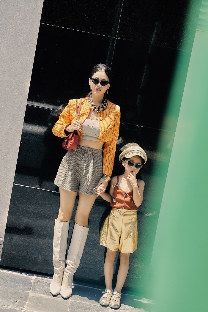 Bộ ảnh mang nhiều m&agrave;u sắc rực rỡ như đỏ, t&iacute;m, cam...