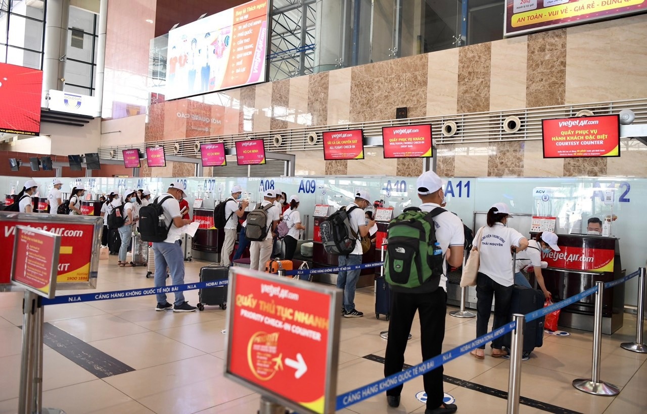 Trước tình hình Covid-19 diễn biến phức tạp, Bộ Y tế quyết định cử các đoàn công tác tình nguyện vào TP HCM tham gia chống dịch.