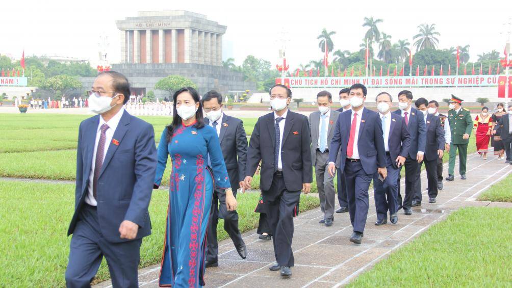 C&aacute;c đại biểu trở lại Nh&agrave; Quốc hội dự phi&ecirc;n Khai mạc kỳ họp thứ  nhất, Quốc hội kh&oacute;a XV.