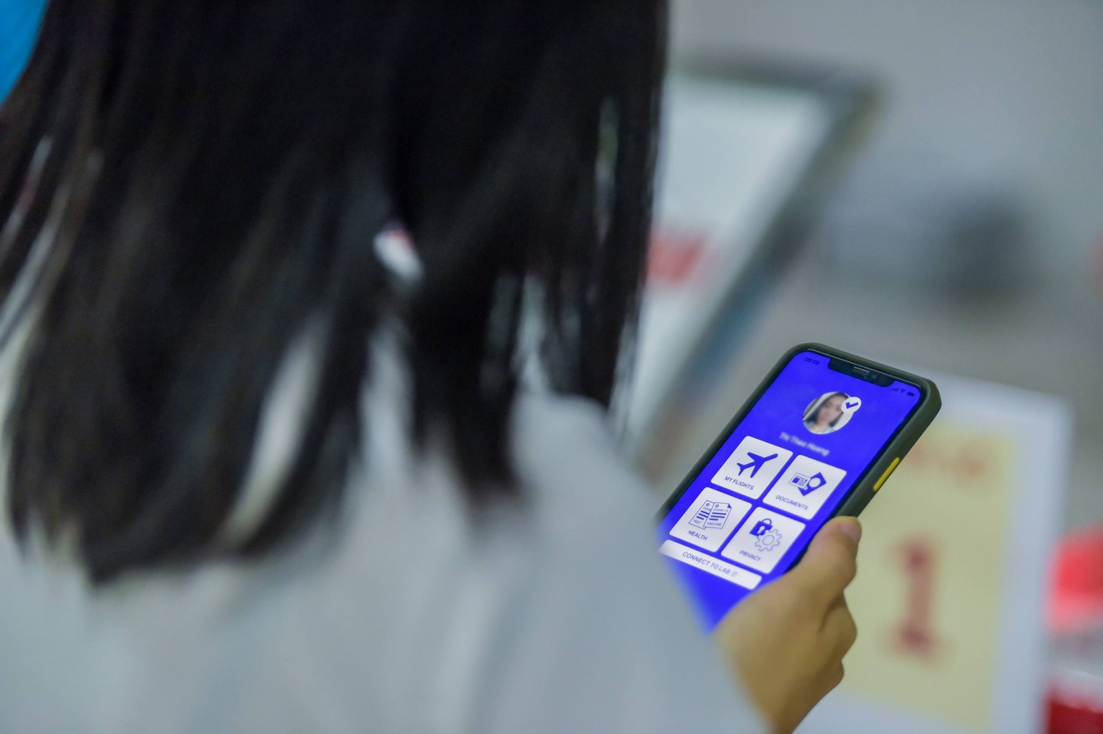 Hiện nay, ứng dụng vẫn đang trong giai đoạn thử nghiệm v&agrave; tiếp tục được IATA theo d&otilde;i, cải thiện để ph&ugrave; hợp với từng thị trường. Hiện tại Singapore, Panama, Qatar v&agrave; Saudi Arabia l&agrave; c&aacute;c quốc gia đ&atilde; ch&iacute;nh thức đồng &yacute; cho ph&eacute;p h&agrave;nh kh&aacute;ch sử dụng ứng dụng n&agrave;y khi nhập cảnh. Ngo&agrave;i ra, c&oacute; hơn 50 h&atilde;ng h&agrave;ng kh&ocirc;ng đ&atilde; c&ocirc;ng bố thử nghiệm, như Singapore Airlines, Qatar Airways, Emirates...