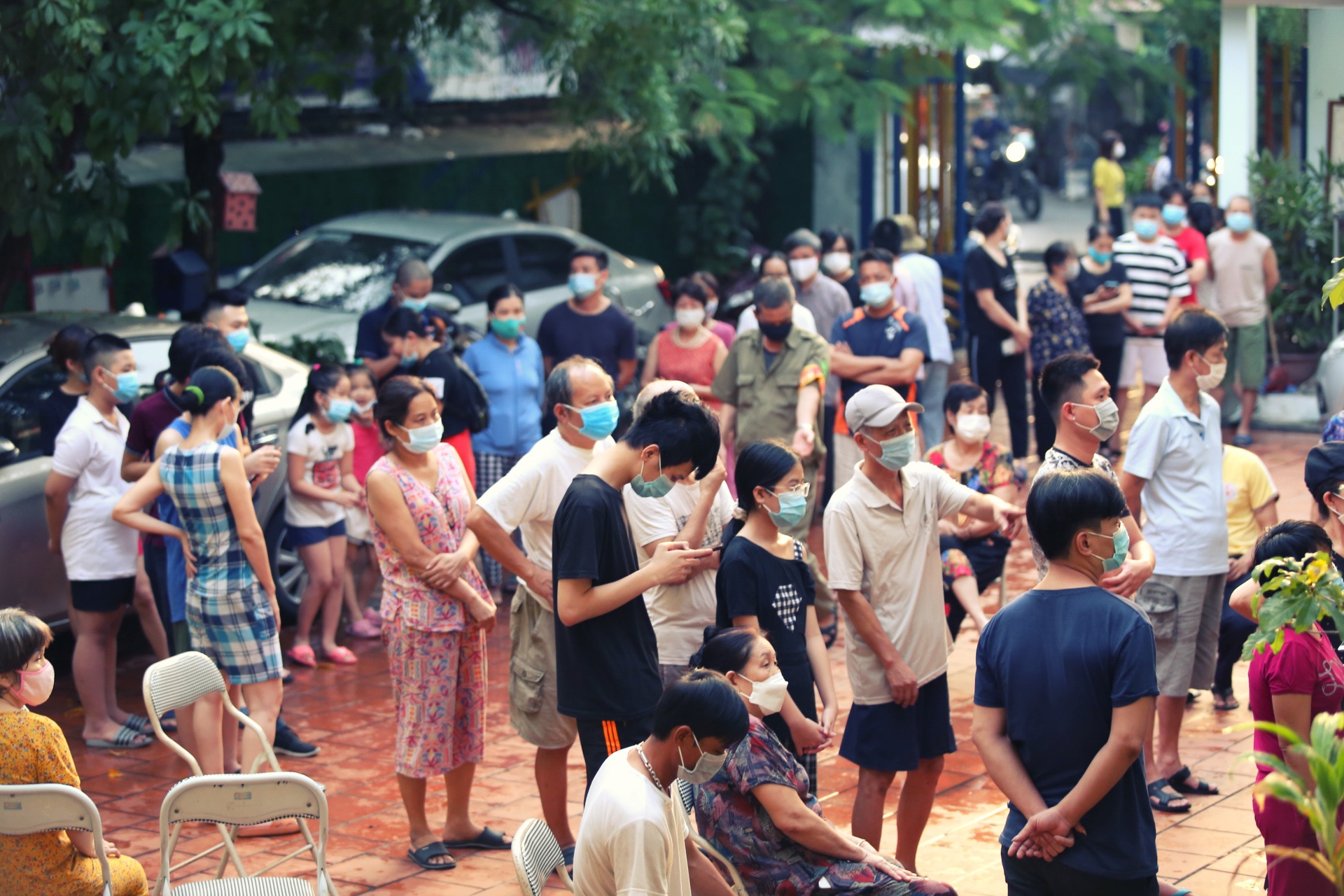 Mọi người mong rằng đ&acirc;y l&agrave; biện ph&aacute;p hỗ trợ H&agrave; Nội nhanh ch&oacute;ng dập được dịch Covid-19.