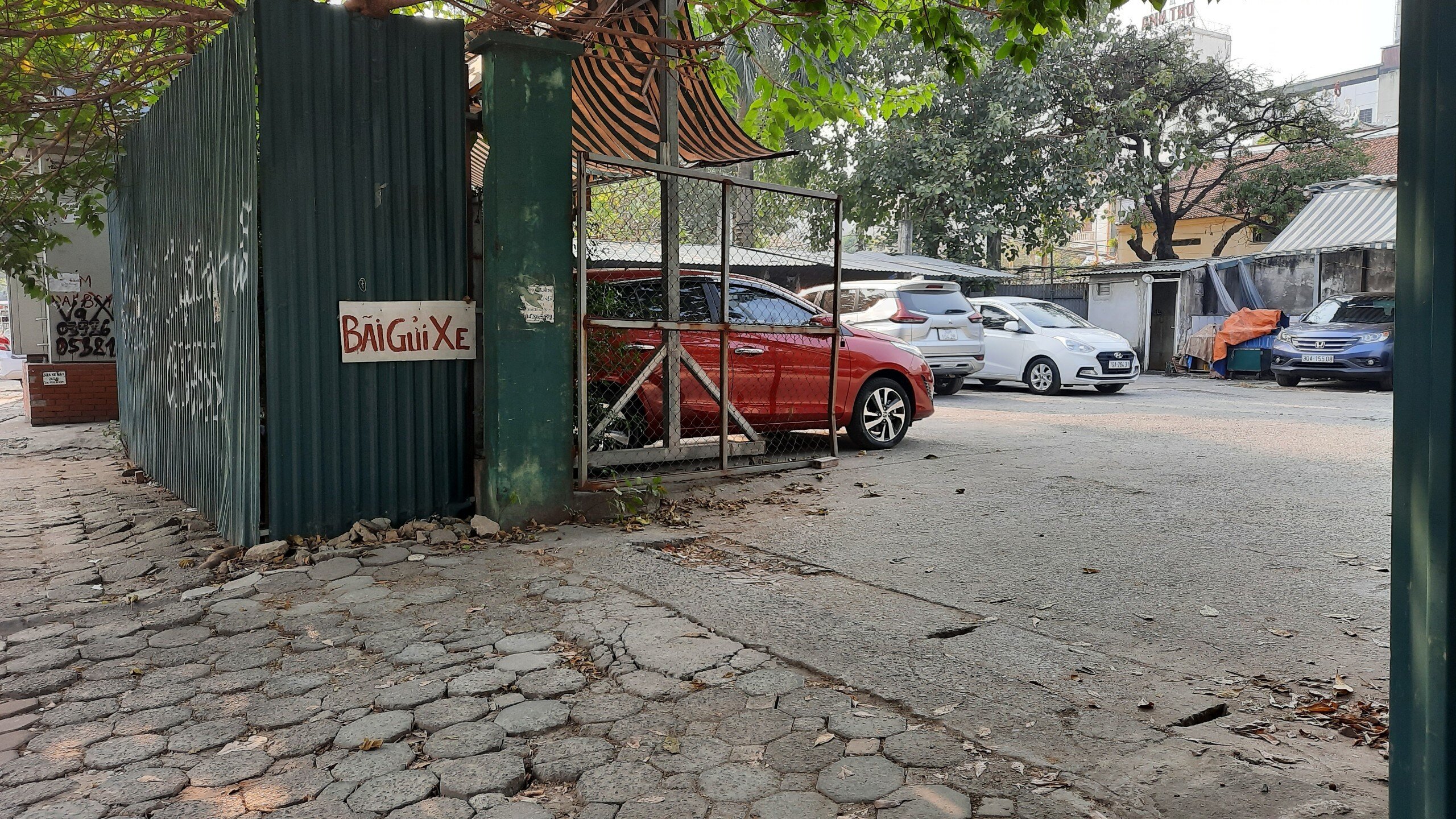 Đến th&aacute;ng 3/2019, C&ocirc;ng ty Cổ phần Đầu tư, x&acirc;y lắp, thương mại v&agrave; dịch vụ đ&atilde; c&oacute; đơn khởi kiện TP H&agrave; Nội về Quyết định 4545. Th&aacute;ng 5/2019, TAND TP H&agrave; Nội đ&atilde; c&oacute; th&ocirc;ng b&aacute;o thụ l&yacute; vụ &aacute;n n&agrave;y.