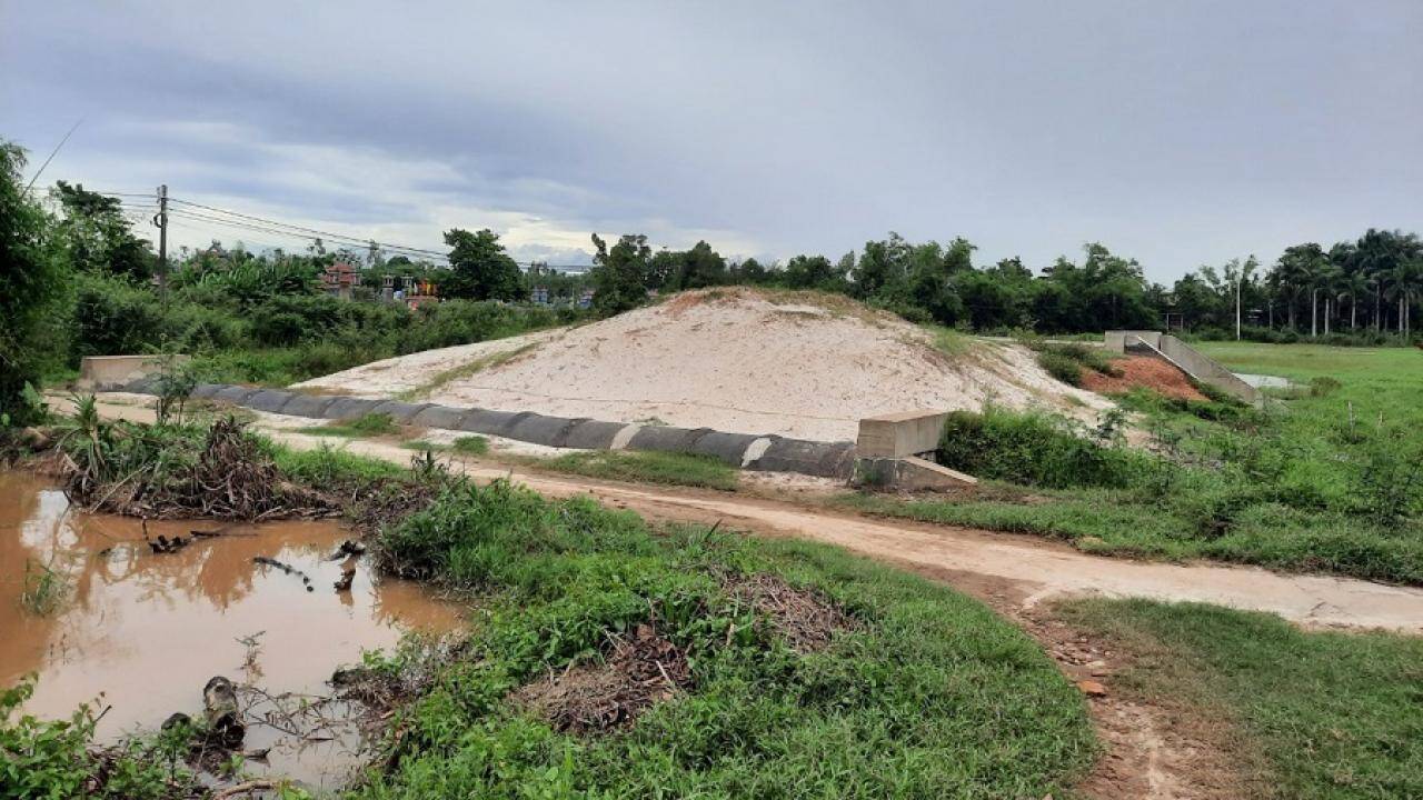 Quảng Trị: V&igrave; sao c&ocirc;ng tr&igrave;nh 66,6 tỷ nhiều lần được gia hạn vẫn 'hụt hơi'?