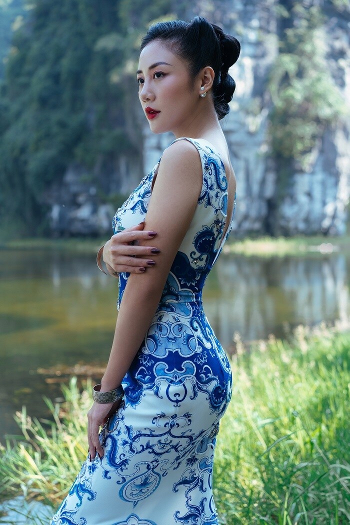 Đi qua những đổ vỡ t&igrave;nh cảm, &acirc;m nhạc của c&ocirc; cũng hướng tới sự trưởng th&agrave;nh, cảm x&uacute;c v&agrave; đ&agrave;n b&agrave; hơn
