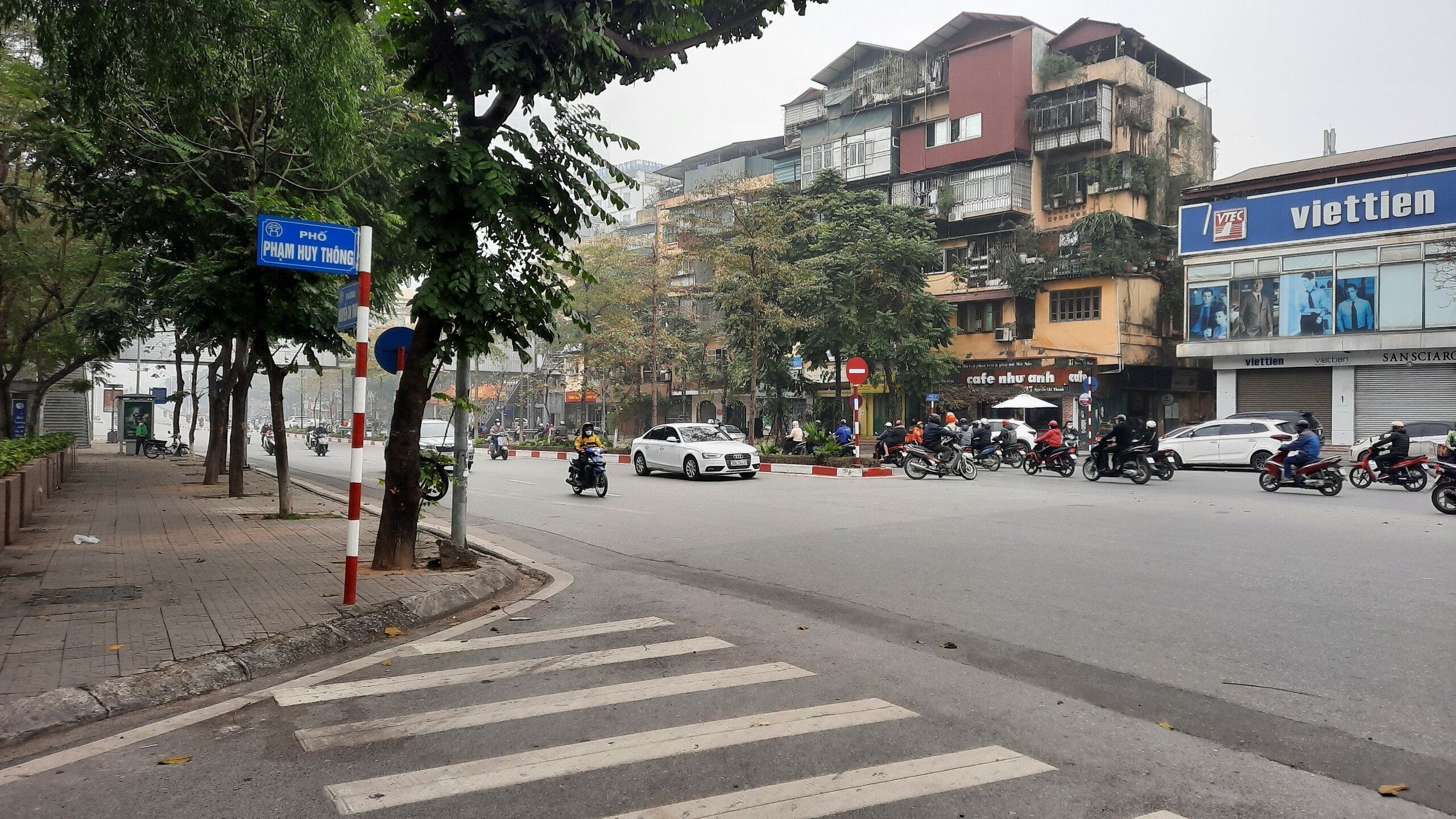 Ng&atilde; ba Nguyễn Ch&iacute; Thanh - Phan Huy Th&ocirc;ng v&agrave;o 7h30 s&aacute;ng 2/3