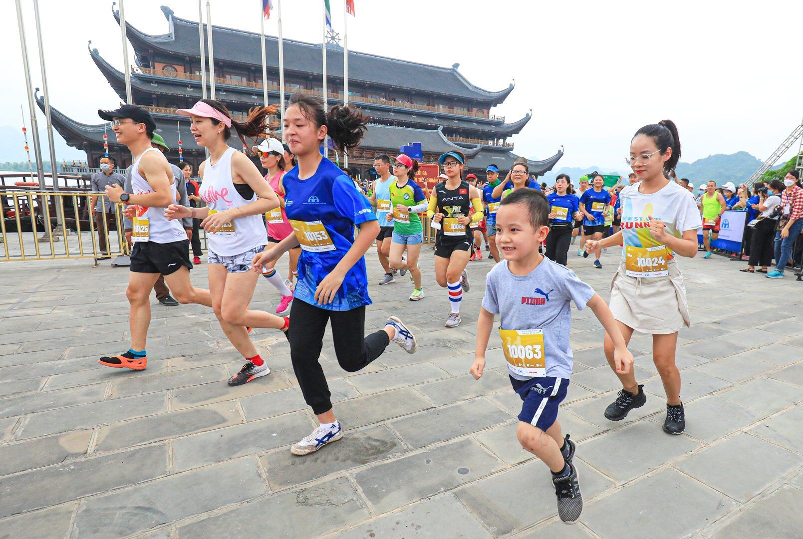 Giải Marathon v&igrave; ATGT lần thứ nhất năm 2022 ghi nhận rất nhiều vận động vi&ecirc;n nh&iacute; tham gia.