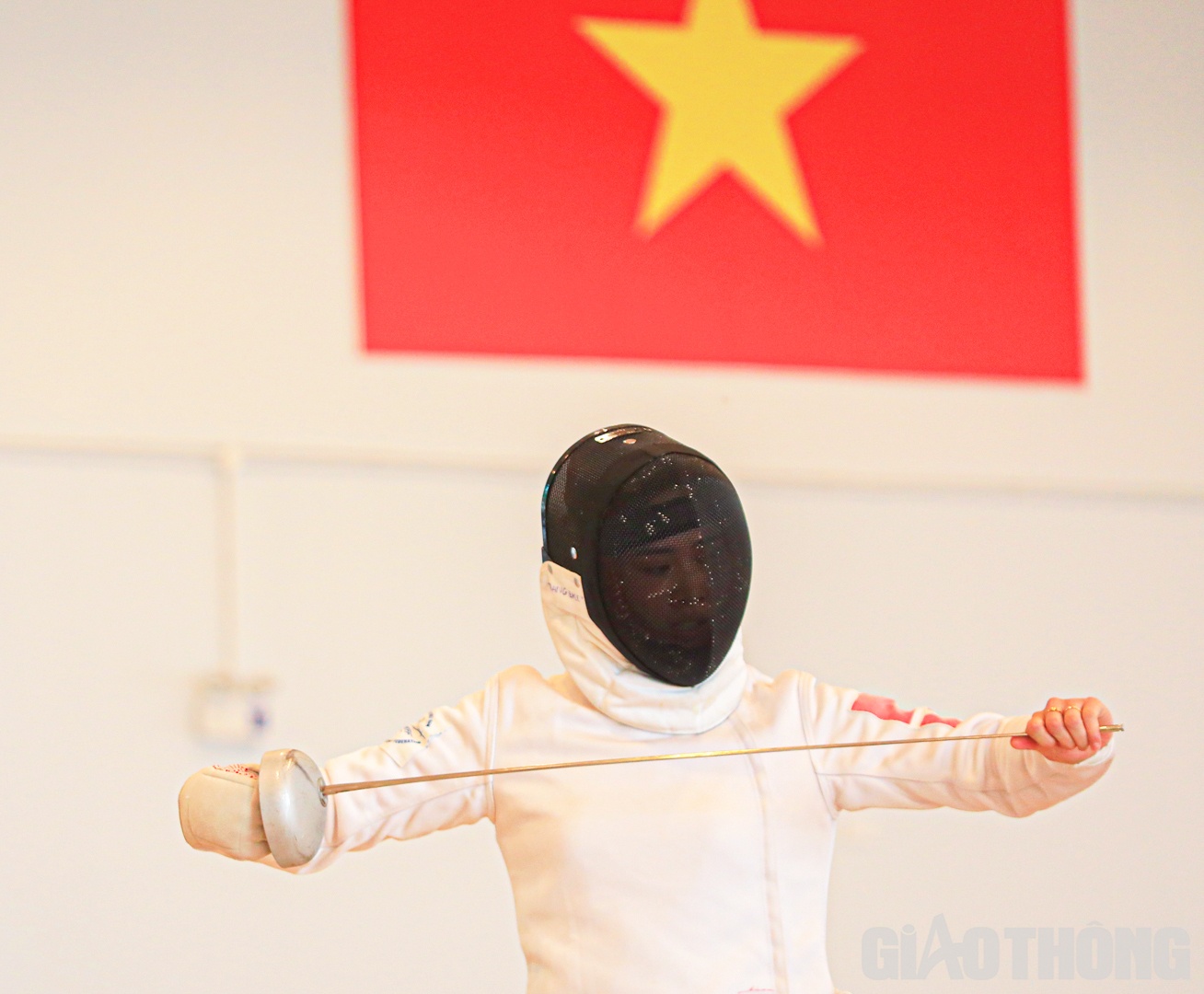 Đấu kiếm thường nhận được sự ch&uacute; &yacute; rất lớn của người h&acirc;m mộ nước nh&agrave; bởi đ&acirc;y l&agrave; bộ m&ocirc;n m&agrave; đội tuyển lu&ocirc;n nằm trong top đầu của khu vực Đ&ocirc;ng Nam &Aacute;.