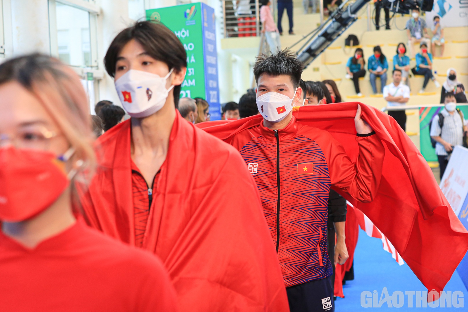 Hai VĐV T&ugrave;ng Dương - Thế Anh đ&atilde; mang về tấm HCB đầu ti&ecirc;n cho Việt Nam ở SEA Games 31.