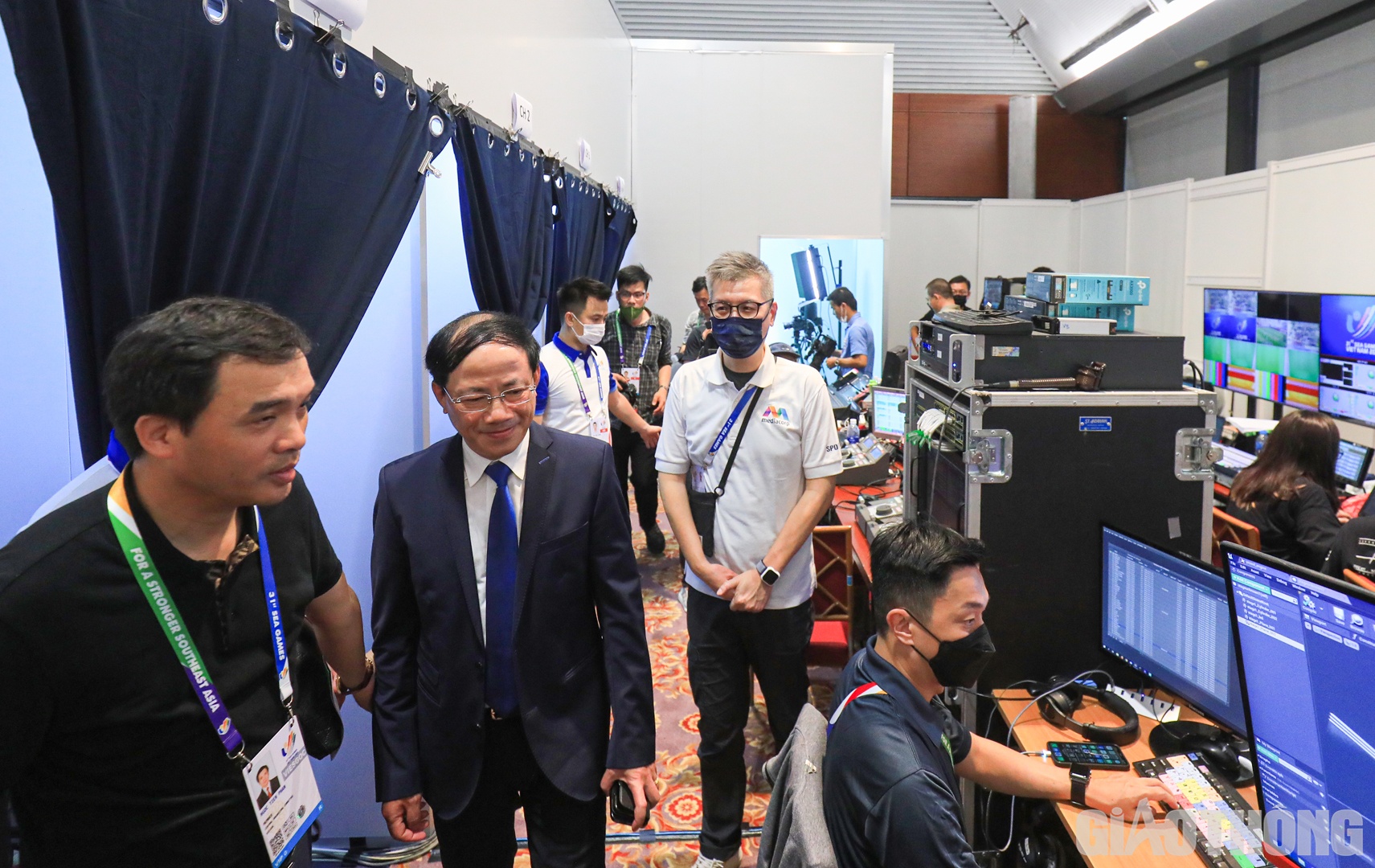 Khu vực c&aacute;c hãng truy&ecirc;̀n hình lớn của nước bạn như Astro Malaysia, Cignal TV Phillipines, TVRI (Indonesia) đặt trụ sở.