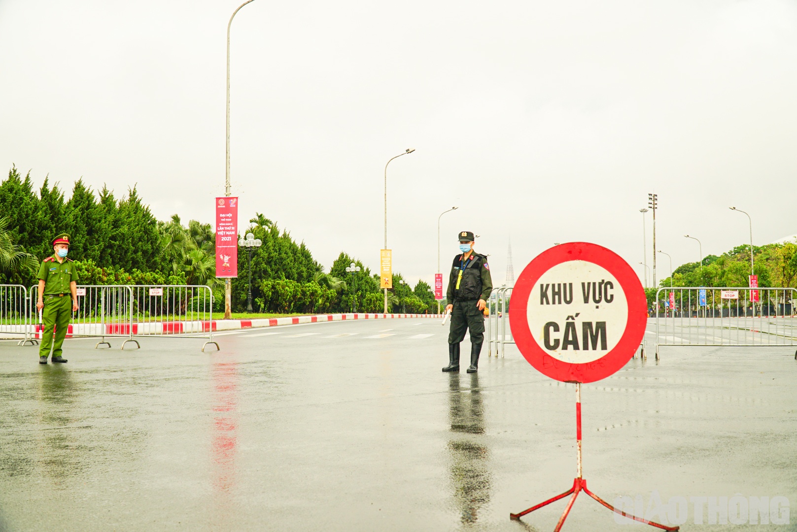 Ngo&agrave;i lực lượng kỵ binh, lực lượng CSCĐ lu&ocirc;n sẵn s&agrave;ng nhận nhiệm vụ khi xảy ra c&aacute;c t&igrave;nh huống bất ngờ.