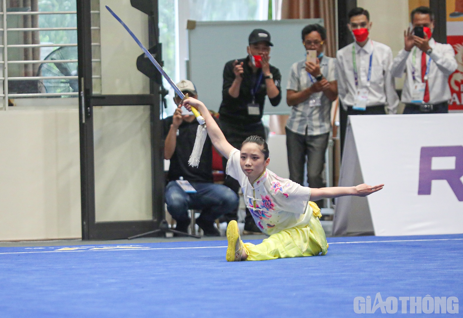 Lần gần nhất dự SEA Games 29 ở Malaysia, Th&uacute;y Vi từng gi&agrave;nh 2 HCV nội dung kiếm thuật v&agrave; thương thuật nữ.