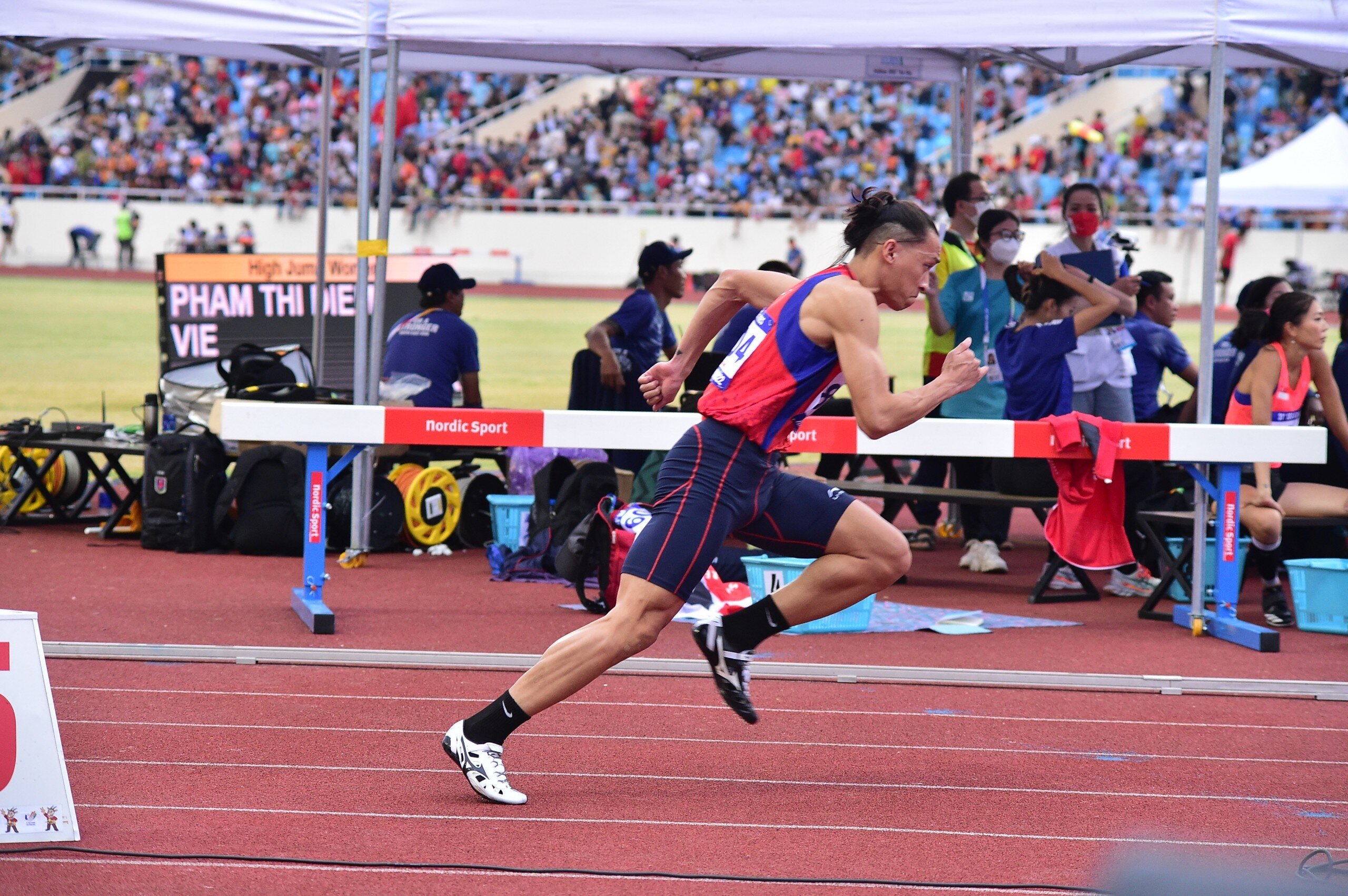 VĐV Việt Nam thi đấu đầy quyết t&acirc;m.