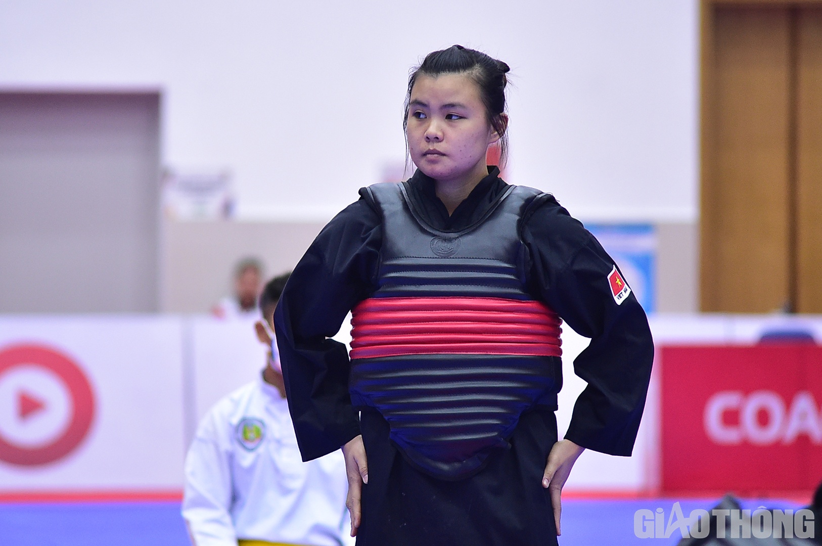 Lần đầu tham dự SEA Games v&agrave; đi tới trận chung kết đối kh&aacute;ng hạng c&acirc;n 70-75kg, c&ocirc; g&aacute;i Sơn La kh&ocirc;ng giấu được sự lo lắng, hồi hộp.