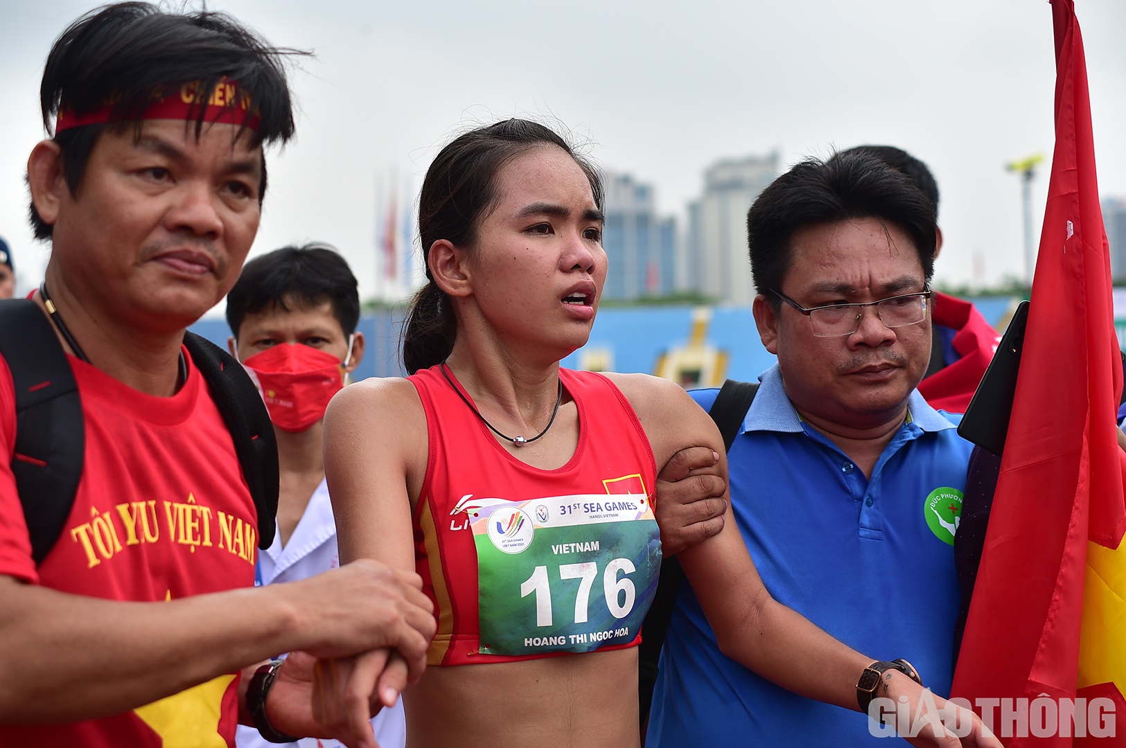 Tại SEA Games 31, Việt Nam c&oacute; bốn ch&acirc;n chạy tham dự nội dung marathon nam v&agrave; nữ tại cung đường quanh khu&ocirc;n vi&ecirc;n s&acirc;n Mỹ Đ&igrave;nh. VĐV Ho&agrave;ng Thị Ngọc Hoa gi&agrave;nh được HCĐ nội dung marathon cự ly 42km d&agrave;nh cho nữ.