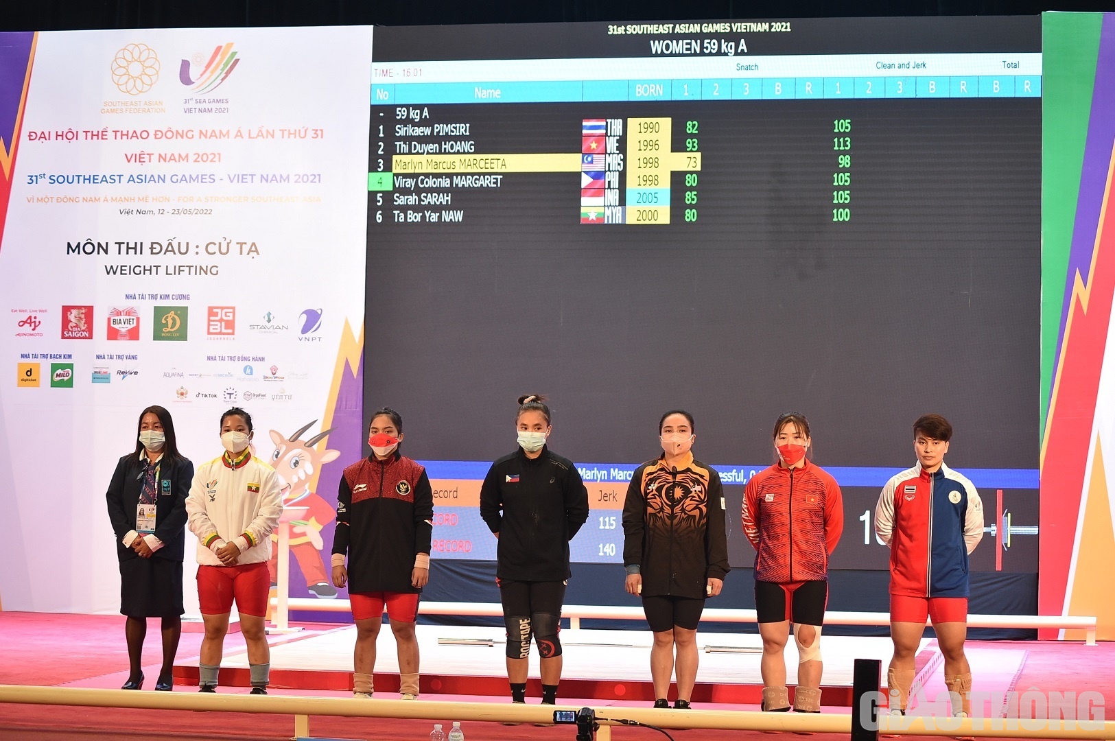 Trong số đ&oacute;, VĐV Ho&agrave;ng Thị Duy&ecirc;n tranh t&agrave;i ở 59kg nữ được kỳ vọng rất nhiều. C&ocirc; đang l&agrave; ĐKVĐ SEA Games 2019 tại hạng c&acirc;n n&agrave;y v&agrave; từng tham dự Thế vận hội m&ugrave;a h&egrave; 2020.