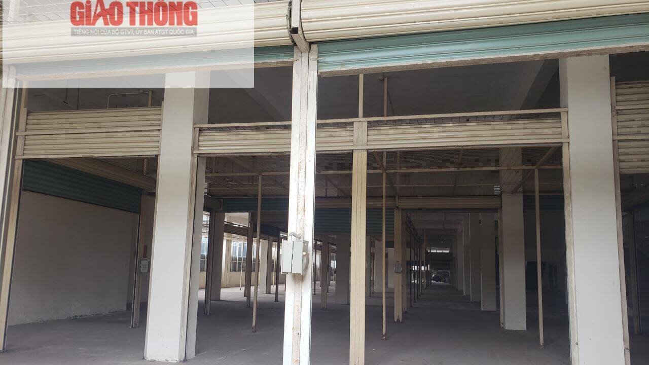 Đến năm 2014, C&ocirc;ng ty CP Đầu tư T&acirc;y Bắc đ&atilde; trả lại dự &aacute;n cho tỉnh, tỉnh giao cho huyện v&agrave; huyện giao cho thị trấn Gia Lộc quản l&yacute;, khai th&aacute;c v&agrave; đầu tư x&acirc;y dựng. Nhưng từ đ&oacute; đến nay, c&ocirc;ng tr&igrave;nh vẫn kh&ocirc;ng được đưa v&agrave;o sử dụng.