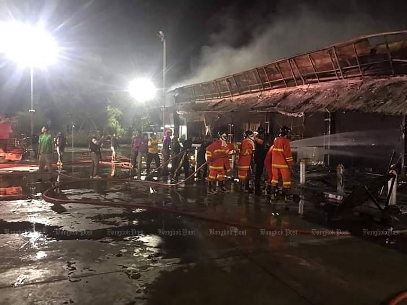 Hiện chưa c&oacute; tổ chức hay c&aacute; nh&acirc;n n&agrave;o thừa nhận tiến h&agrave;nh loạt vụ tấn c&ocirc;ng tr&ecirc;n.