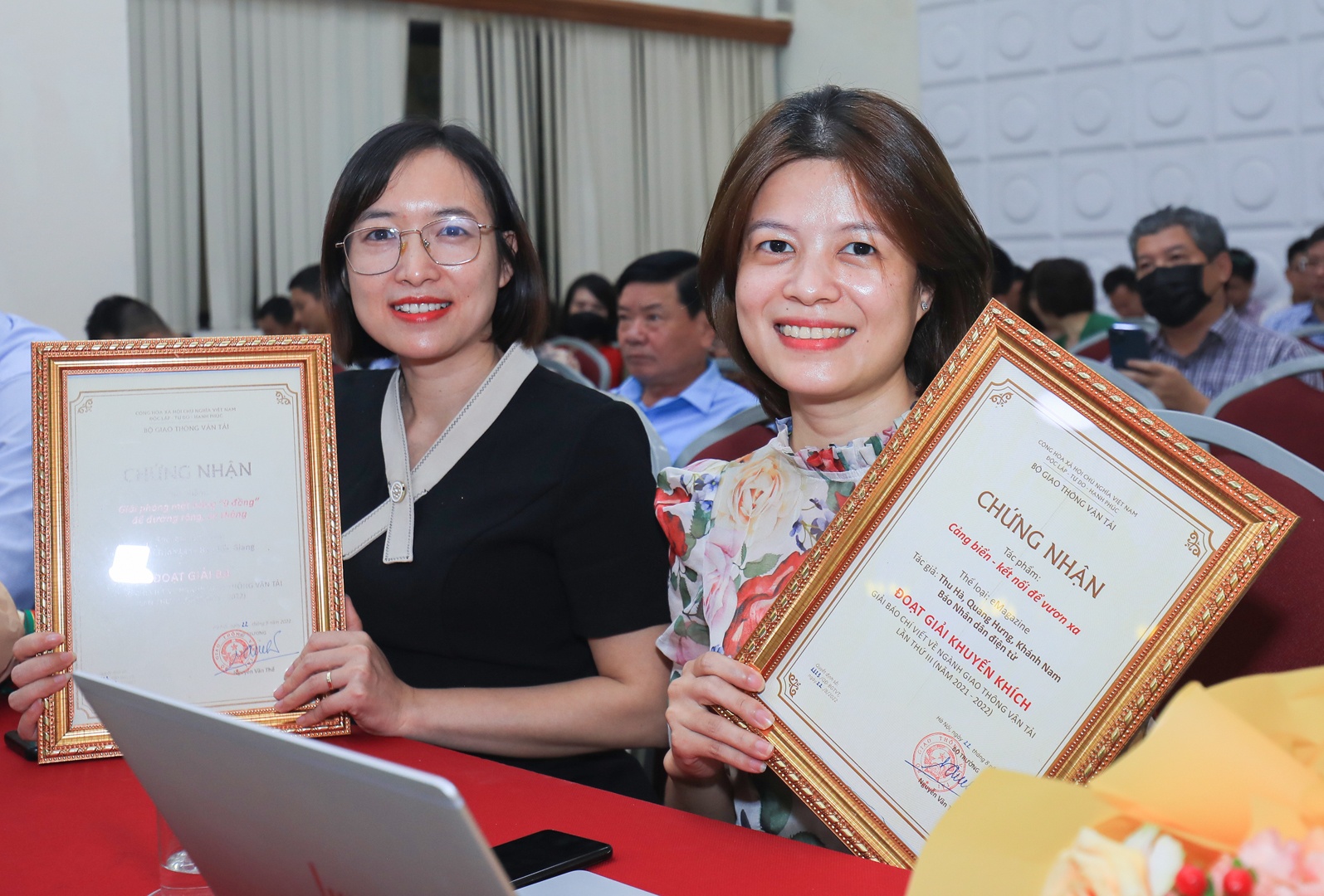 C&aacute;c t&aacute;c giả đoạt giải trong cuộc thi chia sẻ Giải đ&atilde; tạo ra sự kh&iacute;ch lệ những người l&agrave;m B&aacute;o thực hiện c&ocirc;ng t&aacute;c tuy&ecirc;n truyền về vai tr&ograve; &ldquo;đi trước mở đường&rdquo; của ng&agrave;nh Giao th&ocirc;ng