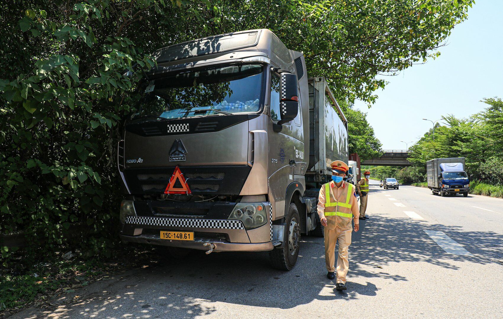 C&aacute;c xe bị lập bi&ecirc;n bản xử phạt c&oacute; thể kể đến như: 15R-065.27; 34H-004.18; 29H-49192&hellip;