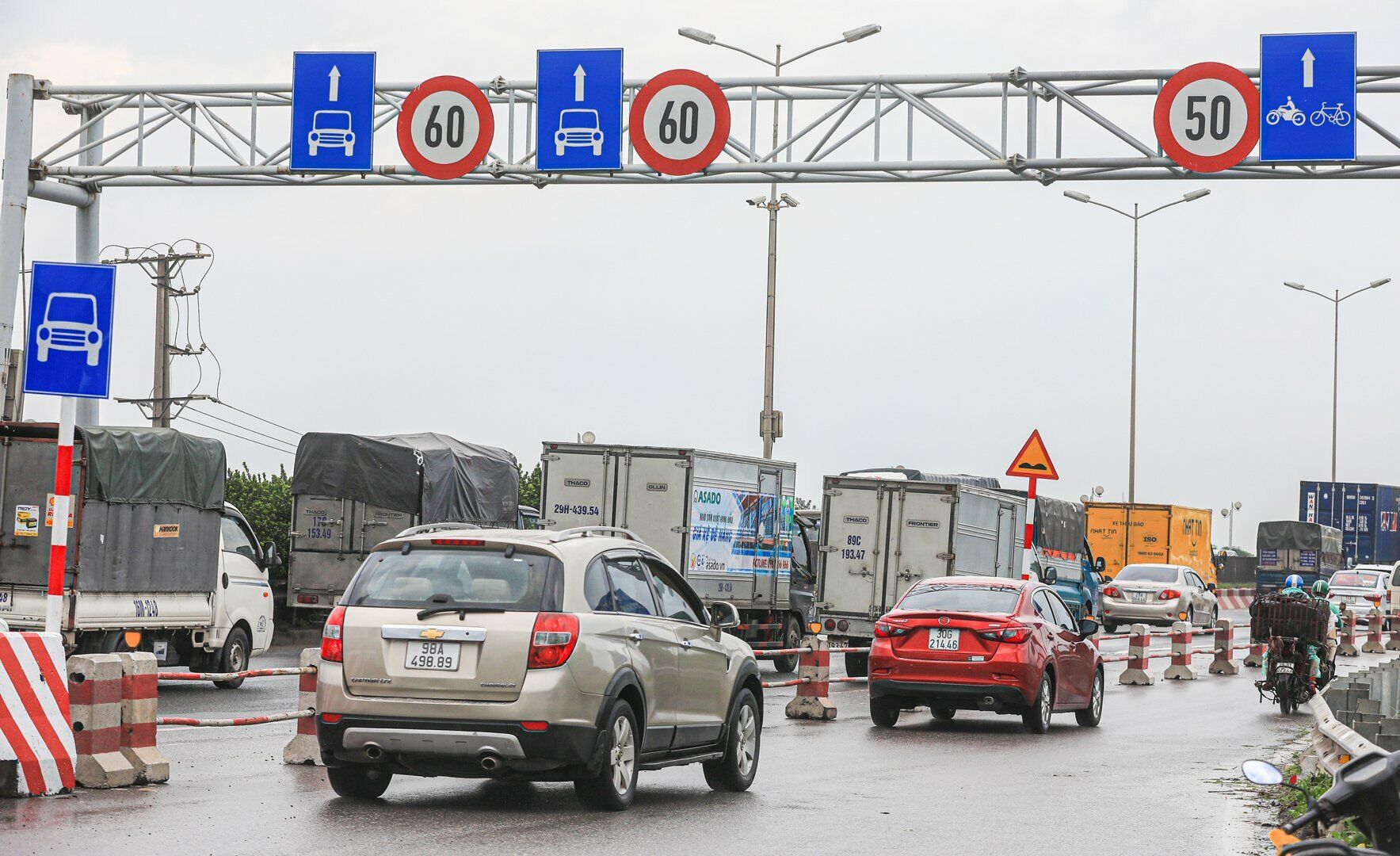 Theo &ocirc;ng Nguyễn Ho&agrave;ng Hải - Ph&oacute; Gi&aacute;m đốc Ban Duy tu c&aacute;c c&ocirc;ng tr&igrave;nh hạ tầng giao th&ocirc;ng H&agrave; Nội, mục đ&iacute;ch của việc tổ chức lại giao th&ocirc;ng tr&ecirc;n cầu Thanh Tr&igrave; nhằm giảm tải lưu lượng phương tiện xe cơ giới qua cầu.