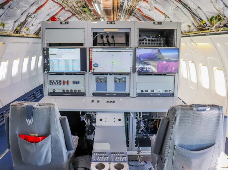 Nhiều chuyến bay thử được thực hiện trong điều kiện hết sức khắc nghiệt, thậm ch&iacute; vận h&agrave;nh m&aacute;y bay vượt qu&aacute; tham số hoạt động của sản phẩm, c&ocirc;ng nghệ cần thử nghiệm v&igrave; nh&oacute;m kỹ sư muốn t&igrave;m hiểu giới hạn của sản phẩm. Ảnh - Insider