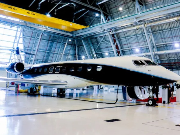 Chiếc Gulfstream G700 l&agrave; mẫu m&aacute;y bay mới nhất v&agrave; chủ chốt của thương hiệu Gulfstream. Trong ảnh l&agrave; chiếc m&aacute;y bay mẫu được Gulfstream "tr&igrave;nh l&agrave;ng" tại Qatar. Ảnh - Insider