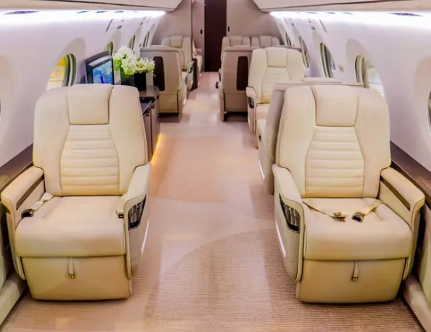 Nội thất b&ecirc;n trong chiếc G700.  Ảnh - Insider