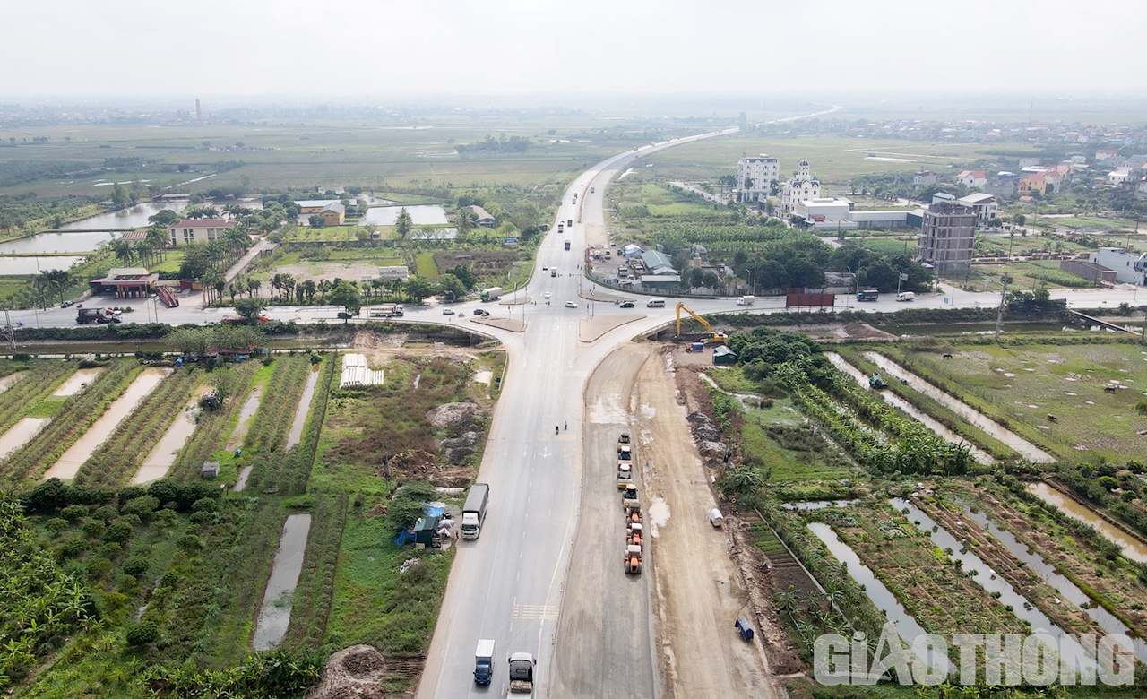 Dự &aacute;n đường nối 2 cao tốc H&agrave; Nội - Hải Ph&ograve;ng v&agrave; Ph&aacute;p V&acirc;n - Cầu Giẽ c&oacute; số vốn đầu tư giai đoạn 2 l&agrave; 1.051 tỷ đồng, đi qua địa b&agrave;n 2 tỉnh H&agrave; Nam, Hưng Y&ecirc;n