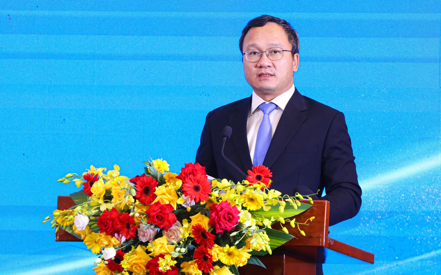 &Ocirc;ng Khuất Việt H&ugrave;ng - Ph&oacute; Chủ tịch chuy&ecirc;n tr&aacute;ch Ủy ban ATGT Quốc gia nhận định, giải thưởng l&agrave; hoạt động c&oacute; &yacute; nghĩa g&oacute;p phần biểu dương, t&ocirc;n vinh, động vi&ecirc;n khen thưởng kịp thời những t&aacute;c giả, t&aacute;c phẩm b&aacute;o ch&iacute; c&oacute; gi&aacute; trị cao về nội dung, h&igrave;nh thức, t&aacute;c động v&agrave; lan tỏa t&iacute;ch cực tới x&atilde; hội trong c&ocirc;ng t&aacute;c bảo đảm TTATGT.