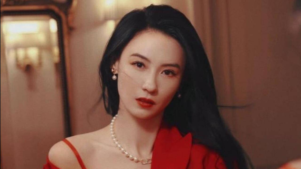 Trương B&aacute; Chi tuổi 42: Kiếm bộn tiền, kh&ocirc;ng th&iacute;ch đ&agrave;n &ocirc;ng đẹp trai, gi&agrave;u c&oacute;
