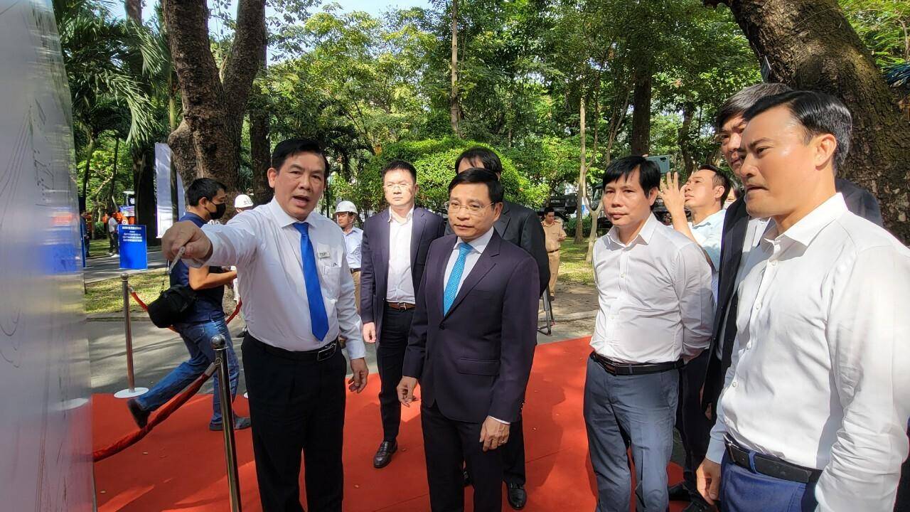 Khởi c&ocirc;ng đường nối nh&agrave; ga T3 T&acirc;n Sơn Nhất