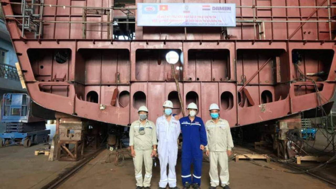 Hải Ph&ograve;ng: C&ocirc;ng ty Đ&oacute;ng t&agrave;u S&ocirc;ng Cấm thưởng Tết hơn 112 triệu đồng