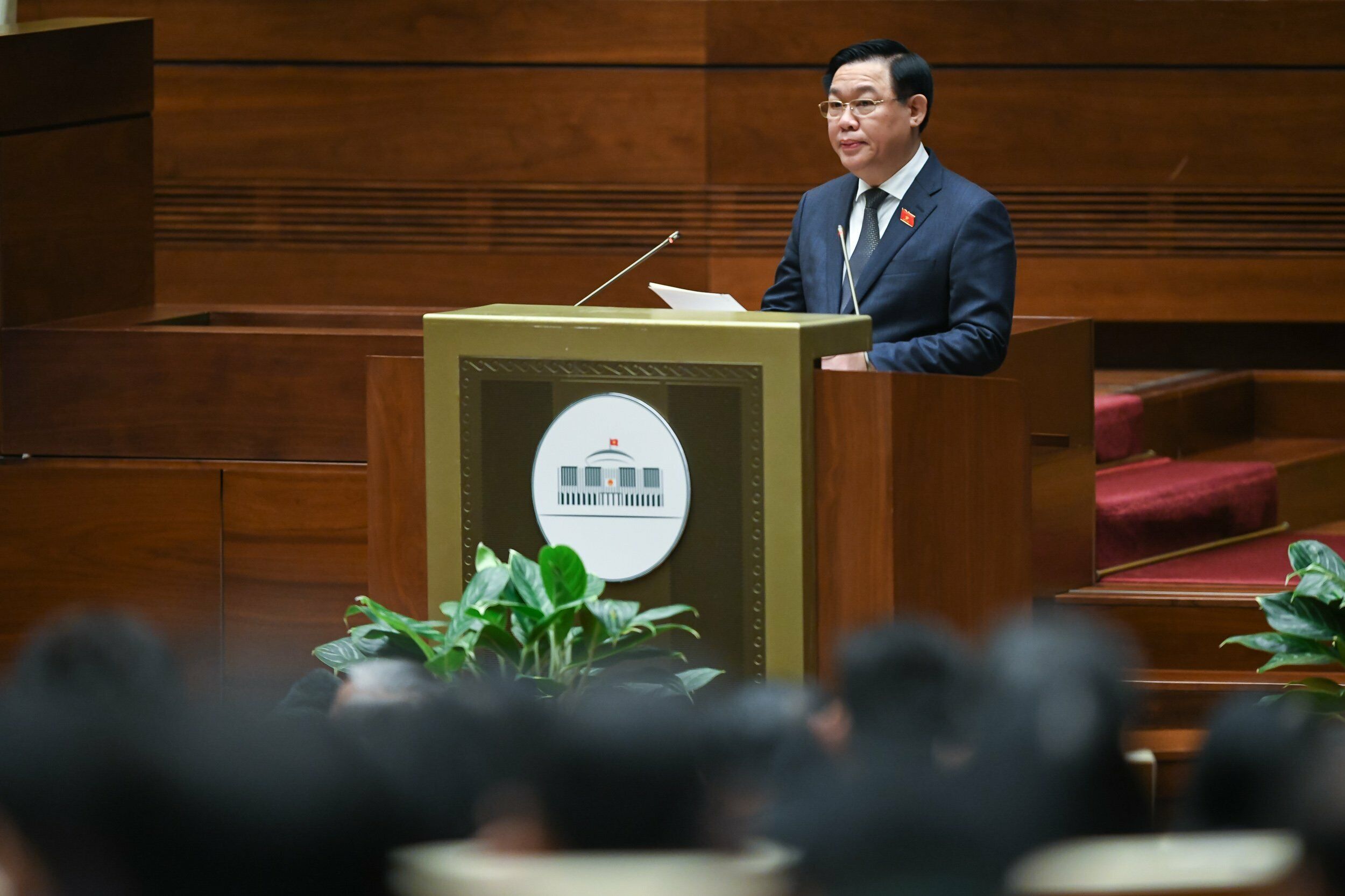 Ph&aacute;t biểu khai mạc kỳ họp, Chủ tịch Quốc hội Vương Đ&igrave;nh Huệ cho biết, r&uacute;t kinh nghiệm từ th&agrave;nh c&ocirc;ng của kỳ họp bất thường lần thứ nhất, kỳ họp bất thường lần n&agrave;y l&agrave; hoạt động b&igrave;nh thường của Quốc hội nhằm đ&aacute;p ứng y&ecirc;u cầu cấp b&aacute;ch của thực tiễn.