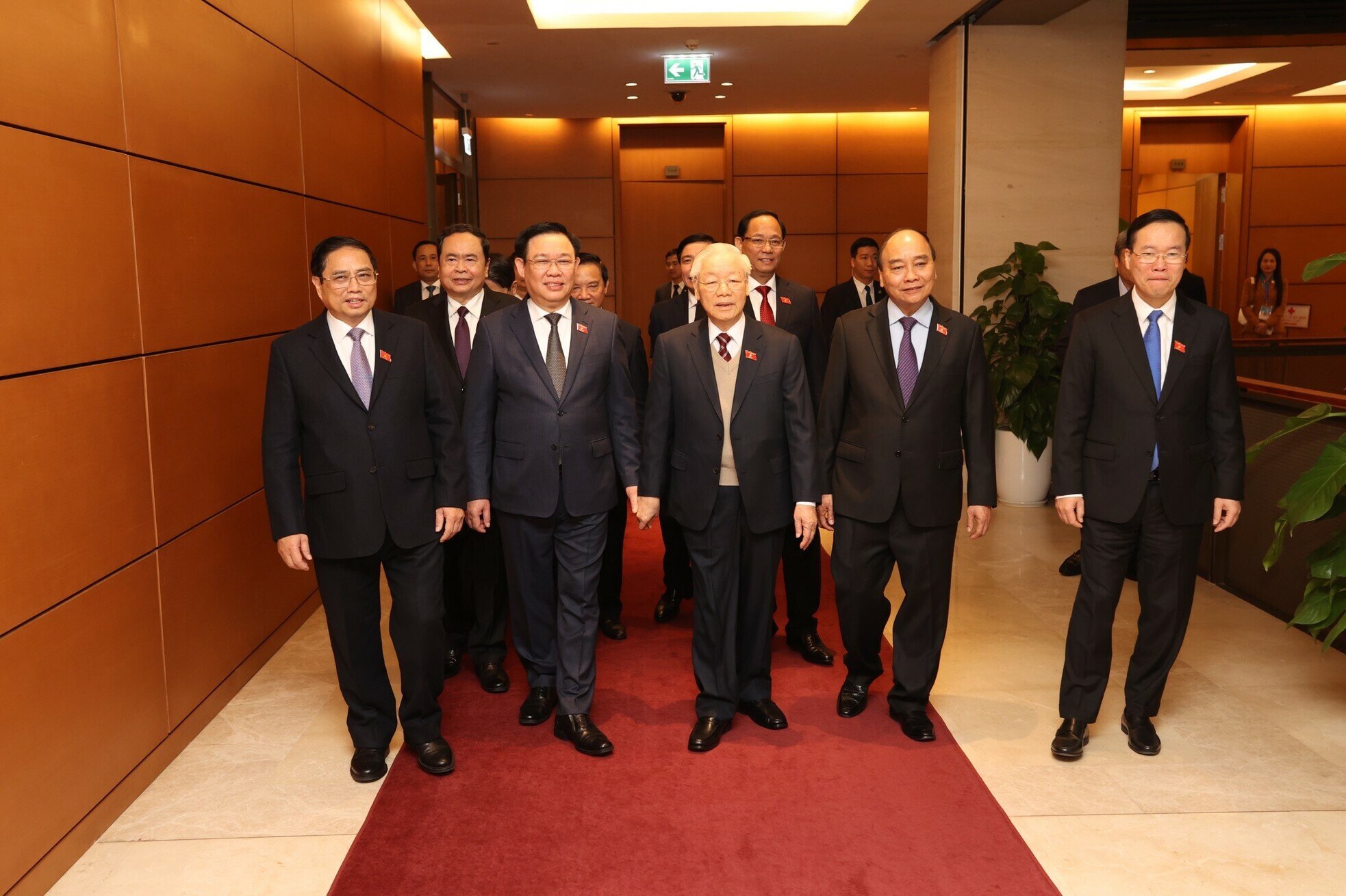 Tổng B&iacute; thư Nguyễn Ph&uacute; Trọng v&agrave; c&aacute;c l&atilde;nh đạo Đảng, Nh&agrave; nước dự khai mạc kỳ họp bất thường lần thứ hai, Quốc hội kh&oacute;a XV.