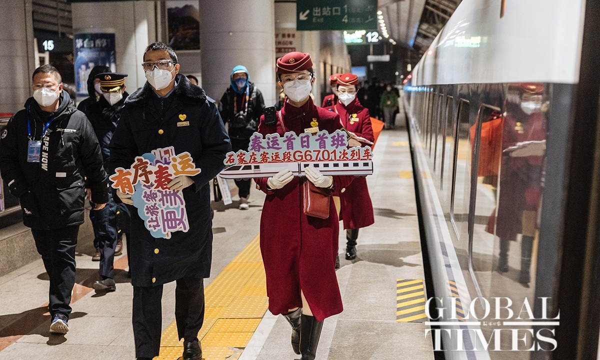 Riêng trong năm 2022, Trung Quốc có thêm 4.100 km đường sắt mới bắt đầu hoạt động, trong đó hơn một nửa con số đó là đường sắt cao tốc.