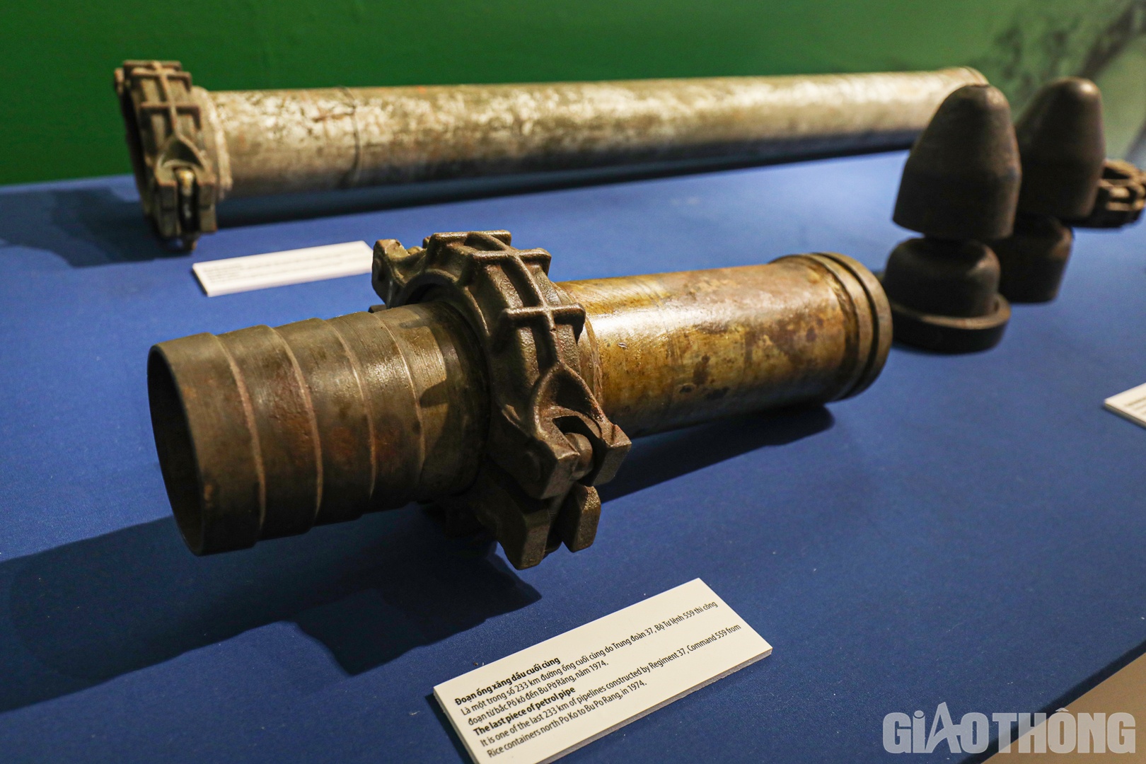 Đoạn ống xăng dầu cuối c&ugrave;ng l&agrave; một trong 233 km đường ống cuối c&ugrave;ng do Trung đo&agrave;n 37, Bộ Tư lệnh 559 thi c&ocirc;ng đoạn từ bắc P&ocirc; k&ocirc; đến Pu Pờ Răng năm 1974.