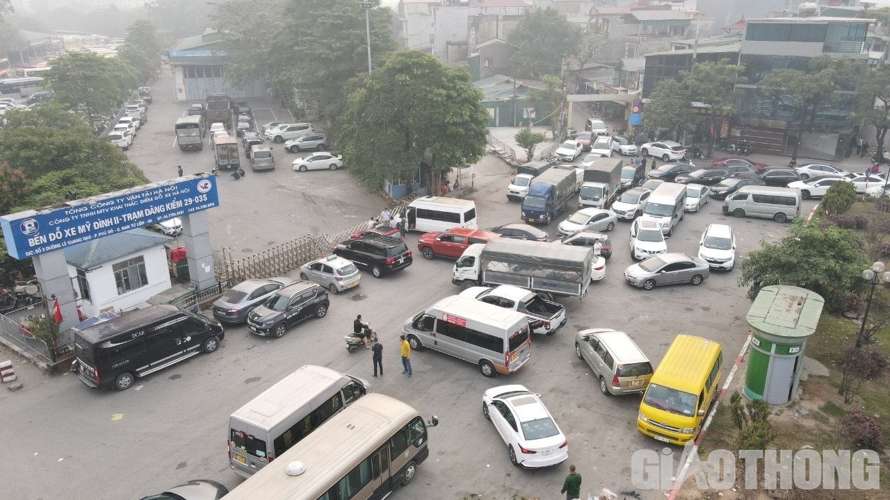 Hầu hết mọi người đều phấn khởi v&igrave; c&oacute; th&ecirc;m 2 trung t&acirc;m đăng kiểm phục vụ kiểm định xe cho người d&acirc;n m&agrave; kh&ocirc;ng cần phải đưa xe ra c&aacute;c tỉnh ngo&agrave;i