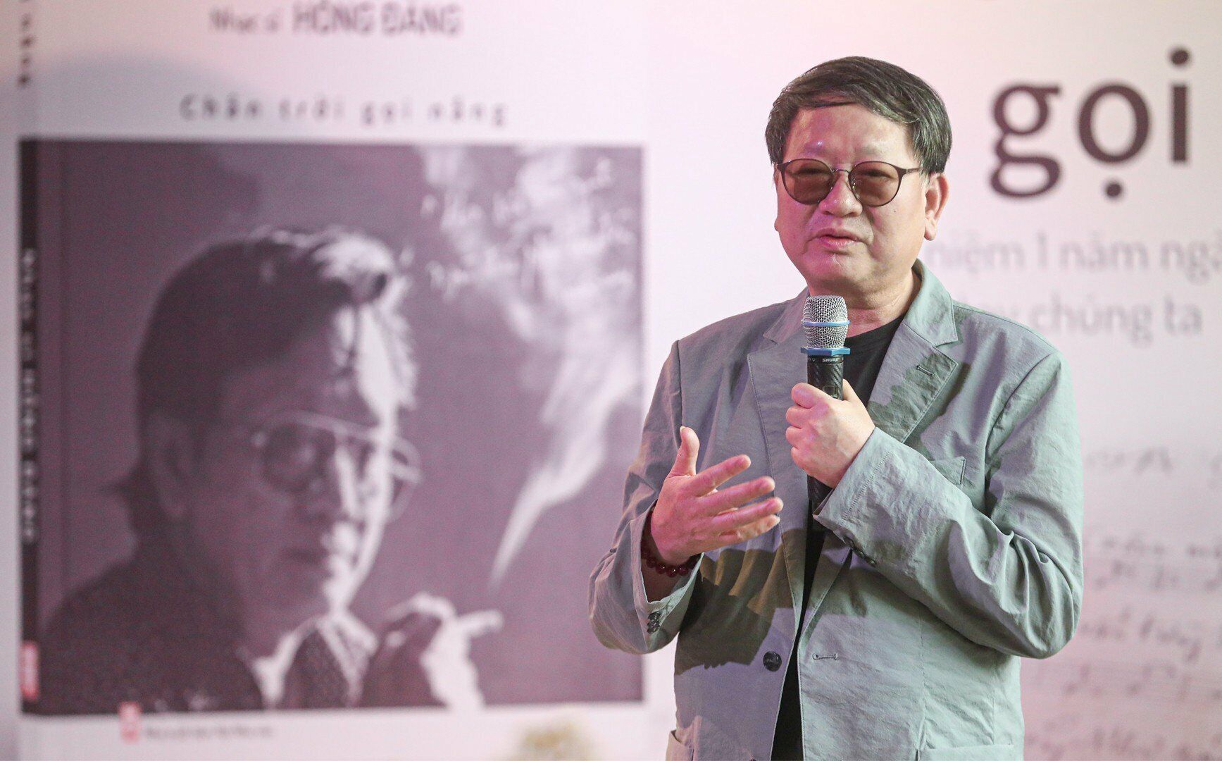 Nhạc sĩ Nguyễn Đức Trịnh - Chủ tịch Hội Nhạc sĩ Việt Nam n&oacute;i rằng, việc ra mắt cuốn s&aacute;ch l&agrave; điều &yacute; nghĩa để tưởng nhớ nhạc sĩ Hồng Đăng.