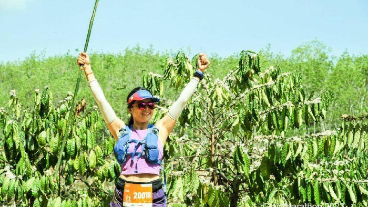 Những khoảnh khắc đ&aacute;ng nhớ tại Giải Marathon v&igrave; ATGT 2023- Ảnh 2.