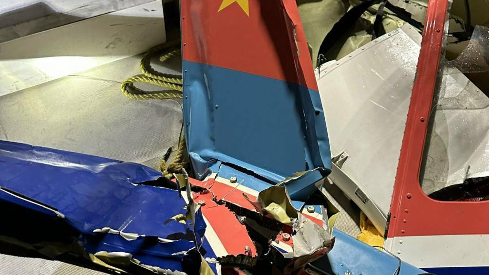 Mảnh vỡ của m&aacute;y bay được ph&aacute;t hiện