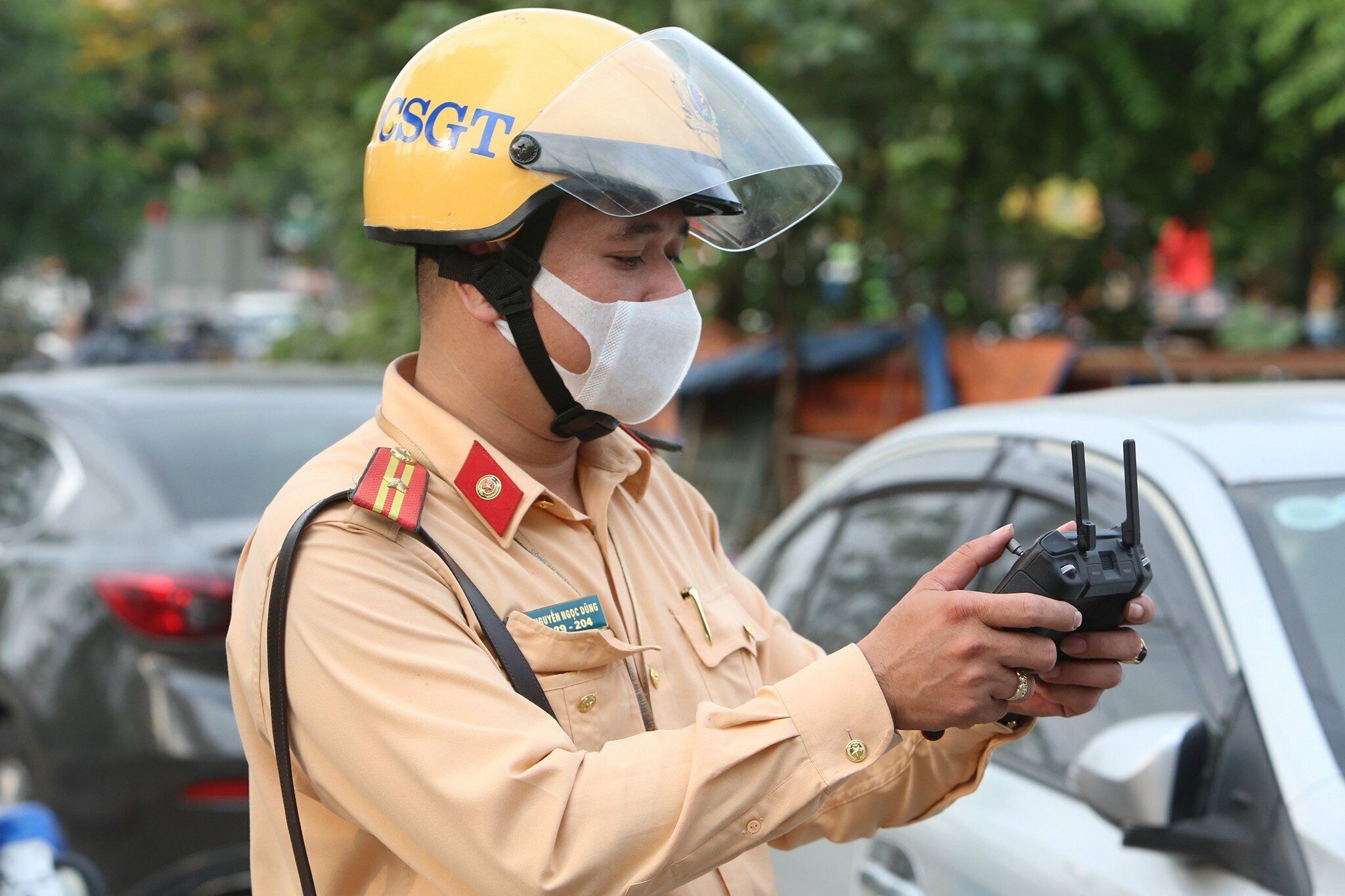 Thiết bị flycam gi&uacute;p lực lượng CSGT ph&aacute;t hiện những chiếc xe gặp sự cố, những điểm &ugrave;n tắc nhanh ch&oacute;ng.