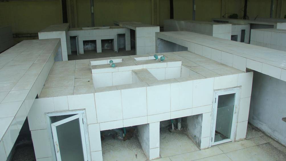 "Hiện nay, UBND quận Nam Từ Li&ecirc;m đang rốt r&aacute;o giải quyết, gỡ vướng. Phường Ph&uacute; Đ&ocirc; cũng rất mong mỏi dự &aacute;n sớm b&agrave;n giao, đưa v&agrave;o sử dụng v&igrave; phường l&agrave; đơn vị thụ hưởng dự &aacute;n", đại diện UBND phường Ph&uacute; Đ&ocirc; cho hay.