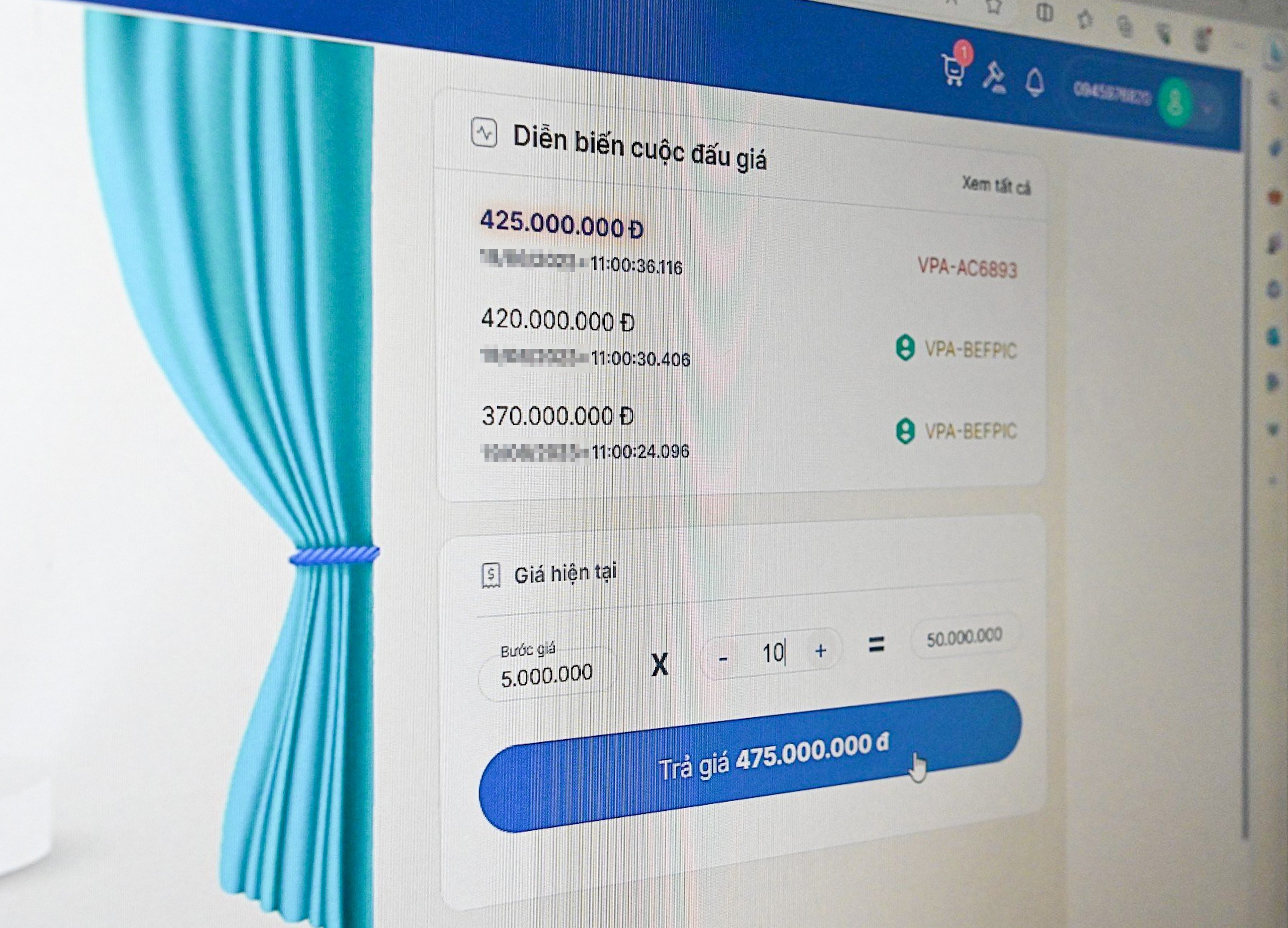 "Để bảo mật tuyệt đối th&ocirc;ng tin của kh&aacute;ch h&agrave;ng, C&ocirc;ng ty Đấu gi&aacute; hợp danh Việt Nam đ&atilde; m&atilde; h&oacute;a th&ocirc;ng tin của mỗi kh&aacute;ch h&agrave;ng tham gia đấu gi&aacute;", đại diện Cục CSGT cho biết.