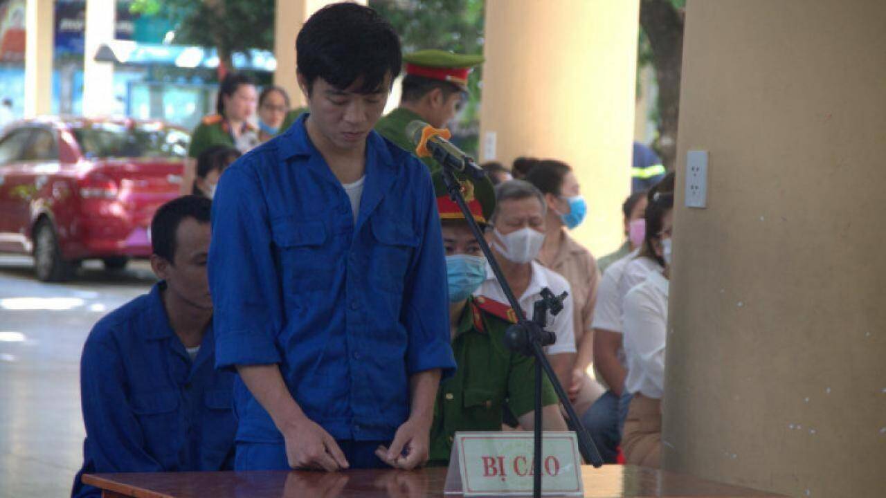 Nam thanh ni&ecirc;n cướp ng&acirc;n h&agrave;ng ở Đ&agrave; Nẵng l&atilde;nh &aacute;n 20 năm t&ugrave;